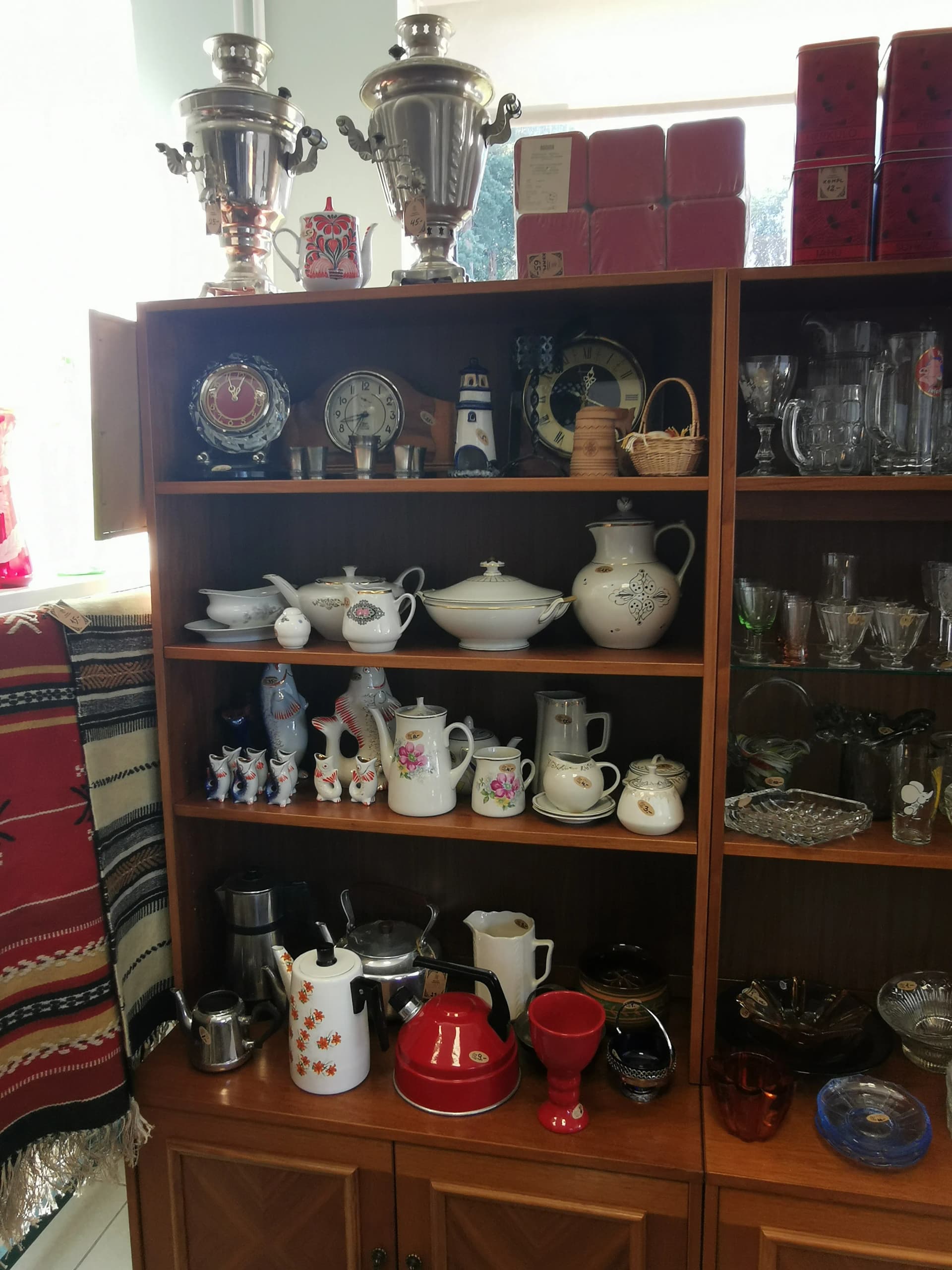 Veneaegsed klaasnõud ja kannud - Varakamber kollektsioon Veneaegsed klaasnõud ja kannud - Varakamber kollektsioon